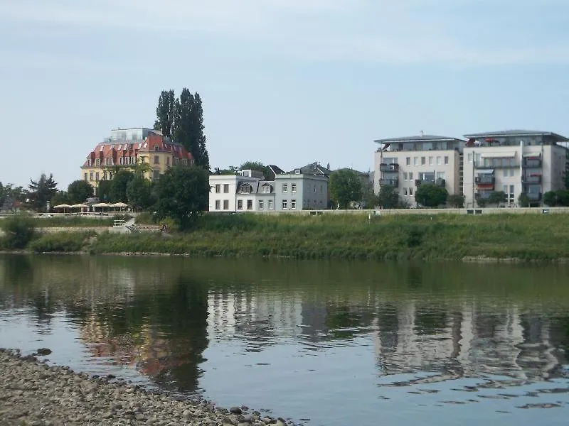 Ambiente-An-Der-Elbe-Wohnung-Og