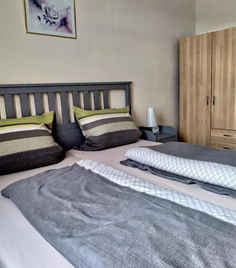 Apartment Ambiente-An-Der-Elbe-Wohnung-Og