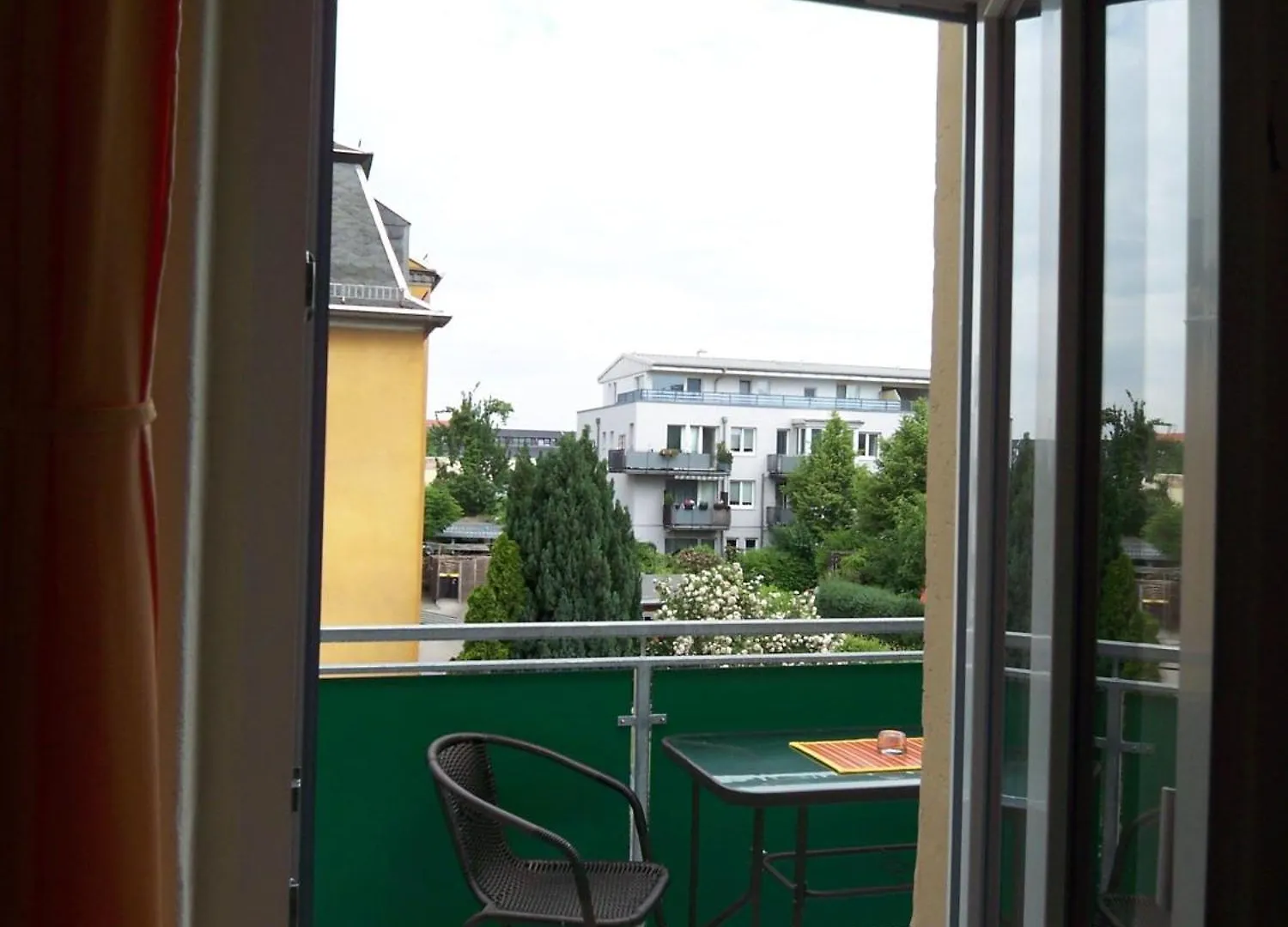 Ambiente-An-Der-Elbe-Wohnung-Og 0*, Dresden Germany